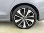 Volvo V60 2.0 T6 Plug-in hybrid AWD Plus Bright | Trekhaak | PDC V+A en Camera | Stoel verwarimg - Ventilatie - Massage | Keyless | 19 inch LM | Extra getint Glas |