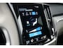 Volvo V60 2.0 T6 Plug-in hybrid AWD Plus Bright | Trekhaak | PDC V+A en Camera | Stoel verwarimg - Ventilatie - Massage | Keyless | 19 inch LM | Extra getint Glas |