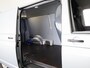 Volkswagen Transporter 2.0 TDI L2H1 32 110 pk | Navigatie via App | Trekhaak | Parkeersensoren achter | Cruise control |