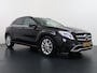 Mercedes-Benz GLA 180 Premium Plus VAN € 23.900,- VOOR € 19.877,- UW LENTEVOORDEEL € 4.023,-! | Stoelverwarming | Climate Control | Camera | Top onderhouden | 12 maanden BOVAG-garantie