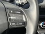 Hyundai Kona 1.0 T-GDI Fashion / Apple Carplay & Android Auto / Achteruitrijcamera / 18" Lichtmetalen Velgen / Stoel & Stuurverwarming / Keyless Entry & Start / Dode Hoek Detectie / LED / Draadloze Telefoonlader /