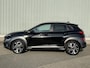 Hyundai Kona 1.0 T-GDI Fashion / Apple Carplay & Android Auto / Achteruitrijcamera / 18" Lichtmetalen Velgen / Stoel & Stuurverwarming / Keyless Entry & Start / Dode Hoek Detectie / LED / Draadloze Telefoonlader /