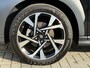 Hyundai Kona 1.0 T-GDI Fashion / Apple CarPlay/Android Auto / Achteruitrijcamera / 18" Lichtmetalen velgen / Stoel/Stuurverwarming / Keyless Entry&Start / Dodehoekdetectie / Full LED verlichting / Draadloze telefoonlader /