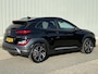 Hyundai Kona 1.0 T-GDI Fashion / Apple CarPlay/Android Auto / Achteruitrijcamera / 18" Lichtmetalen velgen / Stoel/Stuurverwarming / Keyless Entry&Start / Dodehoekdetectie / Full LED verlichting / Draadloze telefoonlader /