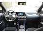 Mercedes-Benz B-klasse 250 Premium AMG Line 225 pk | NL-Auto | 1ste eigenaar | Keyless | Camera | Sfeerverlichting | Carplay | Carbon | NAP | historie