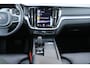 Volvo V60 B3 Automaat Momentum Business | Schuif/kanteldak | Camera | Keyless | PDC V+A | Verw. stoelen & stuurwiel |