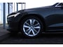 Volvo V60 B3 Automaat Momentum Business | Schuif/kanteldak | Camera | Keyless | PDC V+A | Verw. stoelen & stuurwiel |