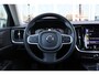 Volvo V60 B3 Automaat Momentum Business | Schuif/kanteldak | Camera | Keyless | PDC V+A | Verw. stoelen & stuurwiel |