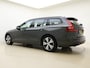 Volvo V60 B3 177pk Momentum Advantage / Pilot Assist / Trekhaak / Apple carplay / Camera / BLIS /