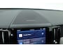 Volvo XC60 2.0 T8 Plug-in hybrid AWD Ultimate Dark | 455 PK | Head-up | Elek. Trekhaak | H&K Audio | 360 camera | ACC |
