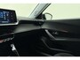 Peugeot 2008 1.2 PureTech Active Cruise Control l Airco l Apple Carplay/Android Auto l Parkeersensoren l Centrale Deurvergrendeling l Elektrische ramen l Elektrisch Verstelbare Spiegels