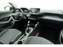 Peugeot 2008 1.2 PureTech Active Cruise Control l Airco l Apple Carplay/Android Auto l Parkeersensoren l Centrale Deurvergrendeling l Elektrische ramen l Elektrisch Verstelbare Spiegels