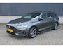Ford Focus Wagon ST-Line X Hybrid 125pk I Sync 4 I Handsfree Achterklep I Winter Pack I Trekhaak I Recaro Sportstoelen