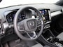 Volvo XC40 2.0 B4 Plus Dark Automaat / Harman Kardon audio / Trekhaak / Elektr. bed. stoelen / Verwarmd voorruit