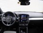 Volvo XC40 2.0 B4 Plus Dark Automaat / Harman Kardon audio / Trekhaak / Elektr. bed. stoelen / Verwarmd voorruit