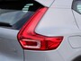 Volvo XC40 2.0 B4 Plus Dark Automaat / Harman Kardon audio / Trekhaak / Elektr. bed. stoelen / Verwarmd voorruit