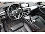 BMW 5-Serie Touring 520i High Executive * Comfortstoelen * Panoramadak * Soft-close * Keyless * Trekhaak *