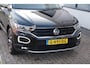 Volkswagen T-Roc 1.5 TSI Sport /Dealer onderhouden/ Pano/ Navi/ ACC/