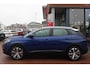 Peugeot 3008 1.2 PureTech *Executive* | Nieuwe Distributie! | Door ons OH!! | Schuifdak | Trekhaak | Camera | Carplay | Navigatie | Cruise & Climate Control |