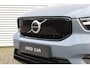 Volvo XC40 Recharge P8 AWD R-Design Automaat / 20" velgen / Trekhaak / BLISS / Google Maps navi