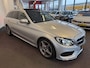 Mercedes-Benz C-klasse Estate 180 AMG Line | Panoramadak | Lederen bekleding | Trekhaak | Cruise control | Climate control | Nederlands geleverd | Stoelverwarming | Elek. inklapbare spiegels
