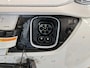 Hyundai Kona Electric 64 kWh 204pk EV Premium | SOH 98,5% | Leder | CarPlay | Camera | PDC V+A | Stuur- en Stoelverwarming | 3 fase | 17"