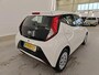 Toyota Aygo 1.0 VVT-i 72pk x-play Limited | Navigatiesysteem | Apple CarPlay / Android auto | Camera | Airconditioning | 5 Deurs