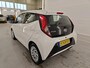 Toyota Aygo 1.0 VVT-i 72pk x-play Limited | Navigatiesysteem | Apple CarPlay / Android auto | Camera | Airconditioning | 5 Deurs