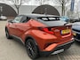 Toyota C-HR 2.0 Hybrid Launch Edition | APPLE CARPLAY | VOORSTOELEN VERWARMD | CRUISE CONTROL + LANE ASSIST | ACHTR. RIJ CAMERA | DODEHOEK DETECTIE | ELKT. STOELEN |  RIJKLAARPRIJS incl. 12mnd BOVAG |