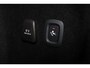 Volvo V60 B3 Plus Dark - IntelliSafe Assist & Surround - Parkeercamera achter - Verwarmde voorstoelen, stuur & achterbank - Parkeersensoren voor & achter - Elektr. bedienb. voorstoelen met geheugen - Draadloze tel. lader - High Performance audio - 18' LMV