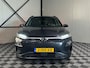 Hyundai Kona Electric EV Premium 64 kWh 3-Fase | SoH 100% | Leer | Navi | Trekhaak