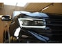 Volkswagen Amarok 3.0TDI/240pk 4Motion Plus Cab Aventura BLACKSTYLE (2 persoons/ grijs kenteken)|2024|Leer|Trekhaak|360 Camera|Virtual Cockpit|Blindspot|21"Blackstyle|Blackstyle Roll Cover|IQ LED|PDC|Harman/Kardon|Cruise+ACC