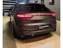 Porsche Cayenne Coupé E-Hybrid • Luxe • Kracht • 2023 • Automaat • Btw •