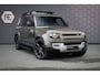 Land Rover Defender 110 P400e 110 SE | 22" | ADAPTIVE CRUISE | BLACK PACK | COMFORT PACK | COLD CLIMATE PACK | OFF-ROAD PACK | HEAD-UP | CLEARSIGHT BINNENSPIEGEL | STOELKOELING / VERWARMING | STUURWIELVERWARMING | ETC.