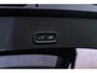 Volvo XC40 Plug-in Hybrid T4 Ultimate Bright | Facelift | Panoramadak | Lederen bekleding | Adaptive Cruise Control | 360 Camera | Stoel-/Stuurverwarming | Dodehoekdetectie | Getint Glas | Voorruitverwarming | 21" LM