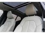 Volvo XC40 Plug-in Hybrid T4 Ultimate Bright | Facelift | Panoramadak | Lederen bekleding | Adaptive Cruise Control | 360 Camera | Stoel-/Stuurverwarming | Dodehoekdetectie | Getint Glas | Voorruitverwarming | 21" LM