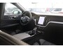 Volvo V60 T6 Plus Bright Twin Engine 350pk AWD | Keyless | Memory | Trekhaak | Dodehoek | Navi | Stoelverwarming
