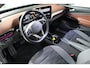 Volkswagen ID.5 Pro 77 kWh Navigatie | Trekhaak | Stoelverwarming | Warmtepomp | 95% SoH