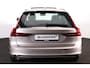Volvo V90 T8 Recharge AWD Ultra Dark - Luchtvering - Panorama/schuifdak - IntelliSafe Assist & Surround - 360º Camera - Bowers & Wilkins audio - Adaptieve LED koplampen - Verwarmde voorstoelen, stuur & achterbank - Parkeersensoren voor & achter - Elektr. bedienb. voorstoelen met geheugen - Geventileerde voorstoelen - Head up display - Elektr. inklapbare trekhaak - 20' LMV