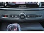 Volvo V90 T8 Recharge AWD Ultra Dark - Luchtvering - Panorama/schuifdak - IntelliSafe Assist & Surround - 360º Camera - Bowers & Wilkins audio - Adaptieve LED koplampen - Verwarmde voorstoelen, stuur & achterbank - Parkeersensoren voor & achter - Elektr. bedienb. voorstoelen met geheugen - Geventileerde voorstoelen - Head up display - Elektr. inklapbare trekhaak - 20' LMV
