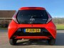 Toyota Aygo 1.0 VVT-i x-play Camera Apple CarPlay/Android Auto 15" Velgen Airco BT/USB/AUX LED Cruise