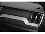 Volvo XC60 T6 Recharge AWD Black Edition | Stoelverwarming | Trekhaak | 360° Camera | BLIS | Panormadak | Pilot Assist | Keyless