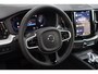 Volvo XC60 T6 Recharge AWD Black Edition | Stoelverwarming | Trekhaak | 360° Camera | BLIS | Panormadak | Pilot Assist | Keyless