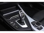 BMW 2-Serie Cabrio M240i High Executive | Automaat | NL auto | 1e eigenaar | Adaptief M-onderstel | Harman Kardon | DAB | 20 inch | Adaptive LED | Stoelverwarming | Camera | PDC