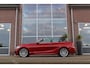 BMW 2-Serie Cabrio M240i High Executive | Automaat | NL auto | 1e eigenaar | Adaptief M-onderstel | Harman Kardon | DAB | 20 inch | Adaptive LED | Stoelverwarming | Camera | PDC