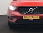 Volvo XC40 T5 Recharge R-Design Plug In Hybrid 263pk Dealer O.H PHEV | Panodak | 360 Camera | Adaptive Cruise | Harman & Kardon | Alcantara Sportstoelen Memory & Verwarmd | Keyless | Pilot Assist | Apple Carplay | Navigatie | Virtual | DAB |