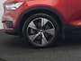 Volvo XC40 T5 Recharge R-Design Plug In Hybrid 263pk Dealer O.H PHEV | Panodak | 360 Camera | Adaptive Cruise | Harman & Kardon | Alcantara Sportstoelen Memory & Verwarmd | Keyless | Pilot Assist | Apple Carplay | Navigatie | Virtual | DAB |