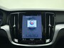 Volvo V60 B3 177pk Core / 19'' / BLIS / Trekhaak / Keyles entry / Elektrische achterklep / Google-systeem /