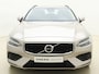 Volvo V60 B3 177pk Core / 19'' / BLIS / Trekhaak / Keyles entry / Elektrische achterklep / Google-systeem /
