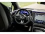 Mercedes-Benz EQS SUV 450 4MATIC 108 kWh AMG Line | Nieuwprijs € 150.752 | Premium Plus Pakket | Panoramaschuifdak | Akoestiekcomfortpakket | Massagestoelen | Trekhaak | Softclose | Verwarmde Voorruit |